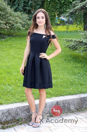 Никол Иванова